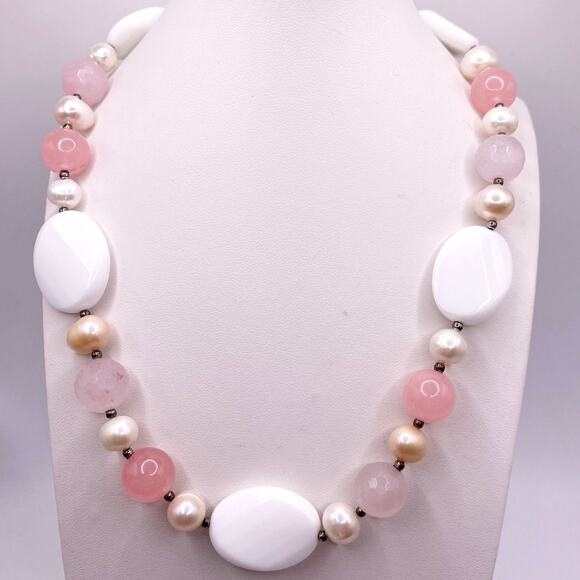 Vintage Handmade Necklace Rose Quartz and White Calcedony 16” - Picture 3 of 5